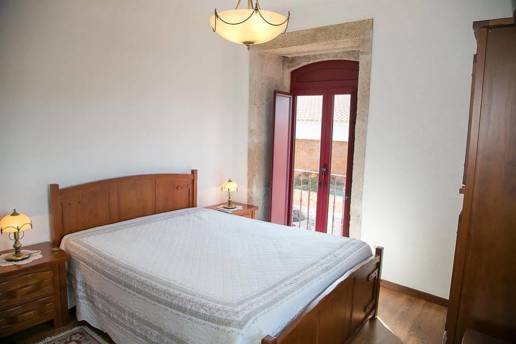 Bed and Breakfast Solar Dos Almeidas - Turismo De Habitacao Транкозу Екстер'єр фото